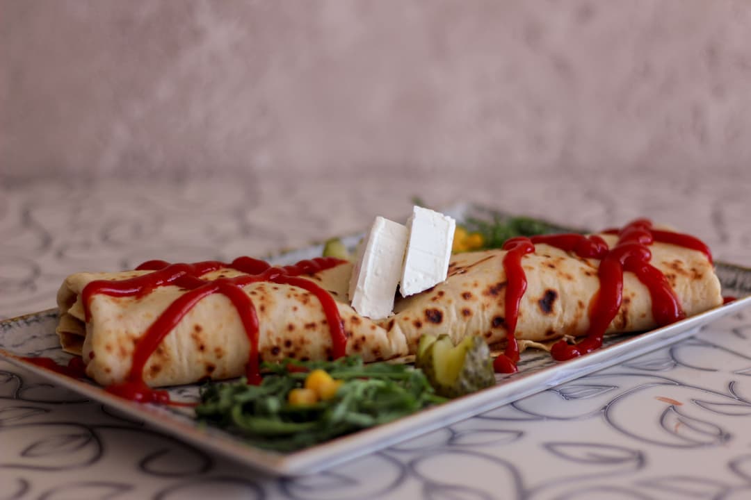 slana sa sirom i krastavcicima